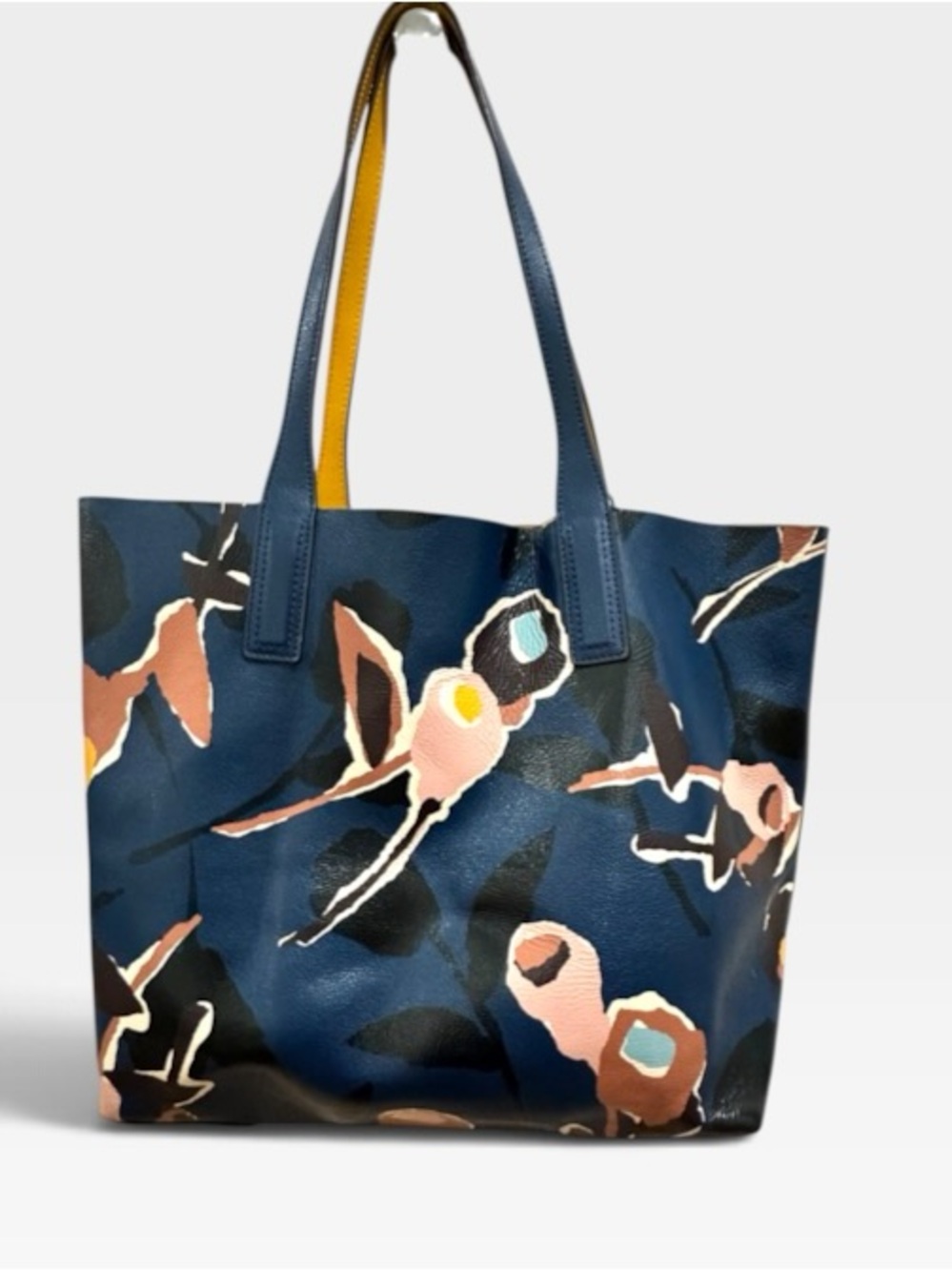 Kate Spade Arch Paper Floral Reversible Tote - Picture 6 of 9
